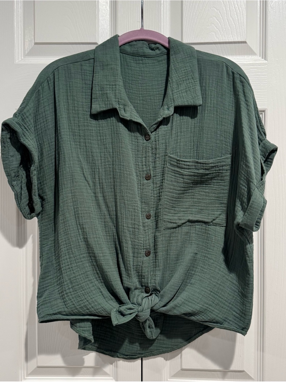 SHEIN Juniper Green Button-Front Tie-Hem Blouse